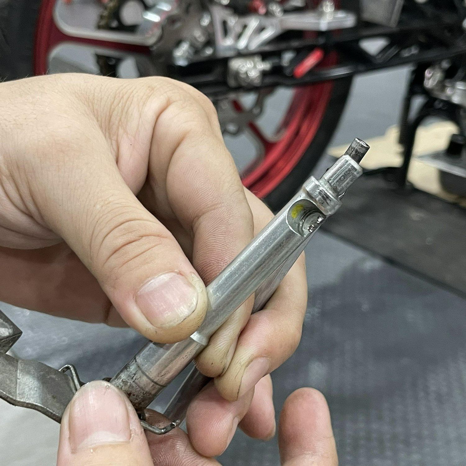 Cần cắt côn Exciter 150