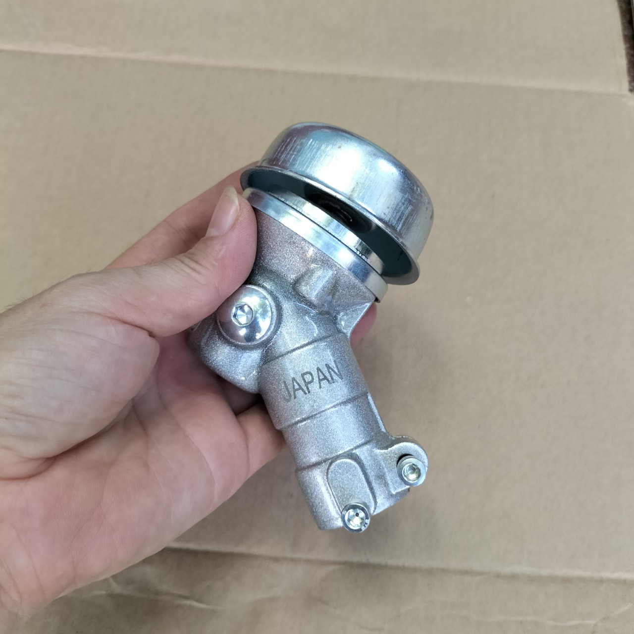 Đầu bò máy cắt cỏ 26mm và 28mm - 9 khía