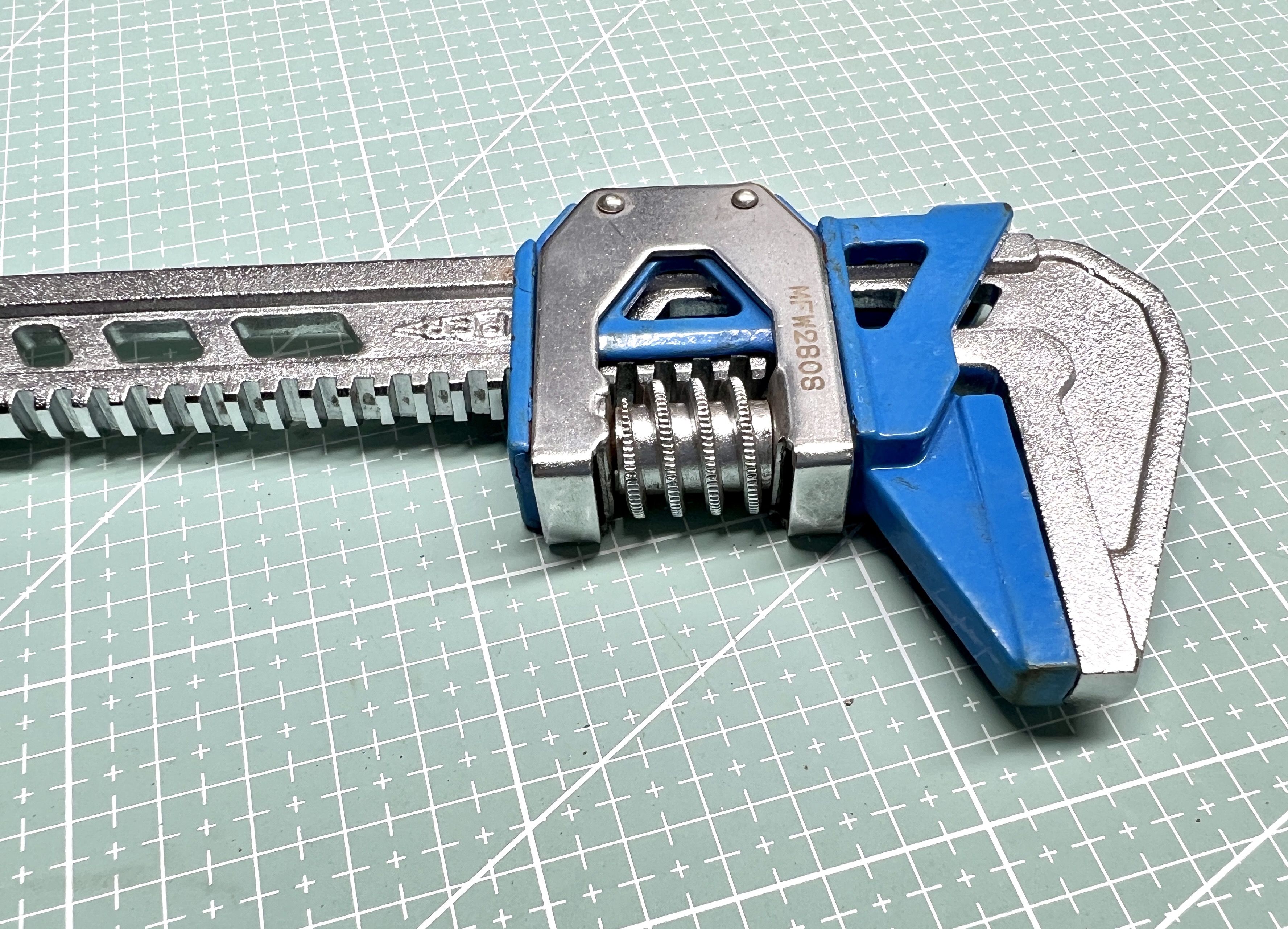 Mỏ lết SuperTool MFW280S 🇯🇵
