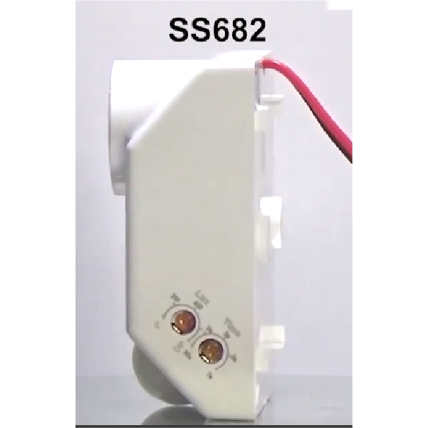 ĐUI ĐÈN CẢM ỨNG HỒNG NGOẠI SS682
