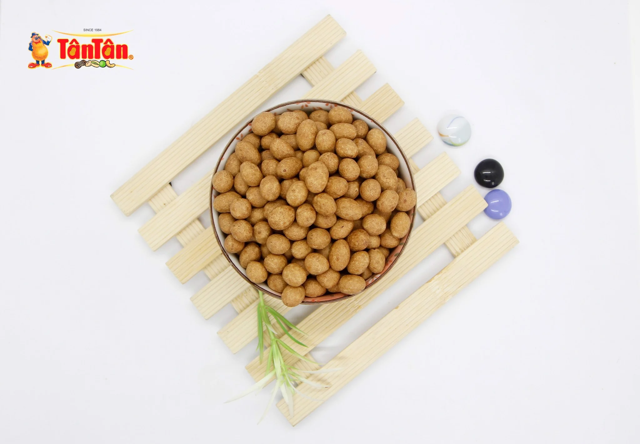 Combo 3 hũ đậu Tân Tân: Tỏi Ớt 260g, Hòa Lan Muối 190g, Da Cá 300g