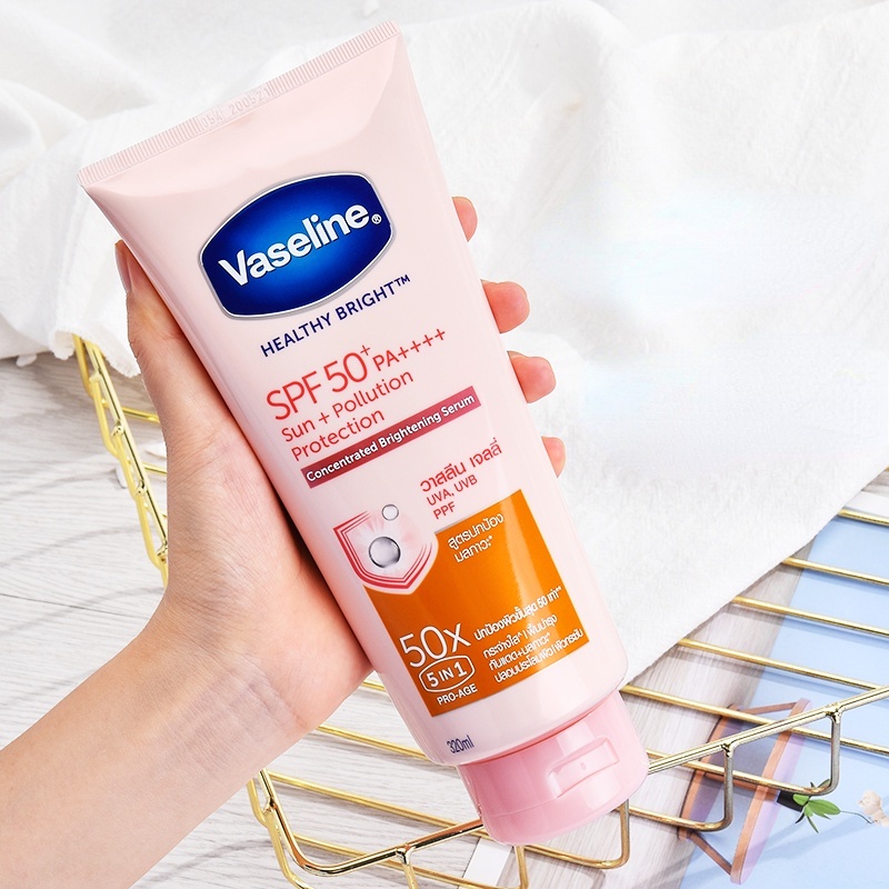 Sữa Dưỡng Thể Vaseline 50x 320ml Thái Lan