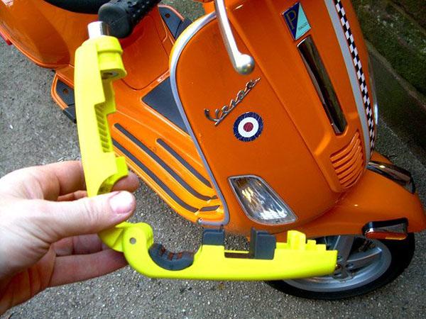 Khóa tay ga tay thắng Grip Lock, Cap Lock