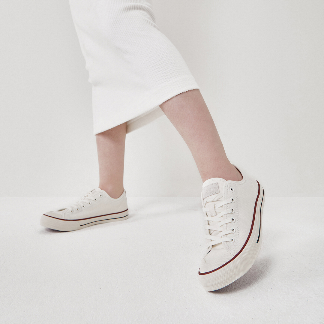 [ƯU ĐÃI VOUCHER 10%] Vascara Giày Sneaker Cổ Điển - SNK 0059