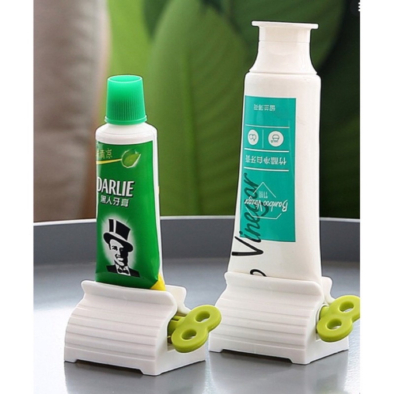 Dụng Cụ Nặn Kem Đánh Răng Tự Động