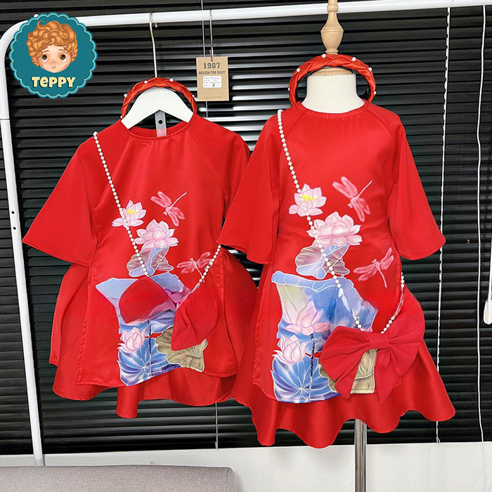 Set áo dài hoa sen cho bé gái (4 món áo dài, váy,kèm cài, túi)