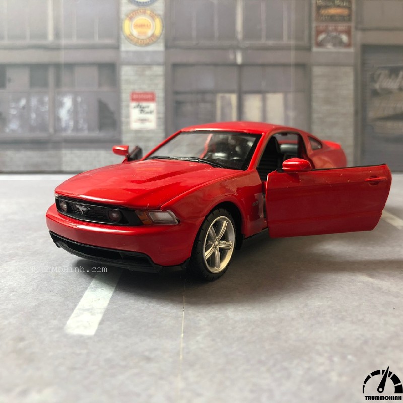Mô hình xe Ford Mustang GT Red 1:32 Unk