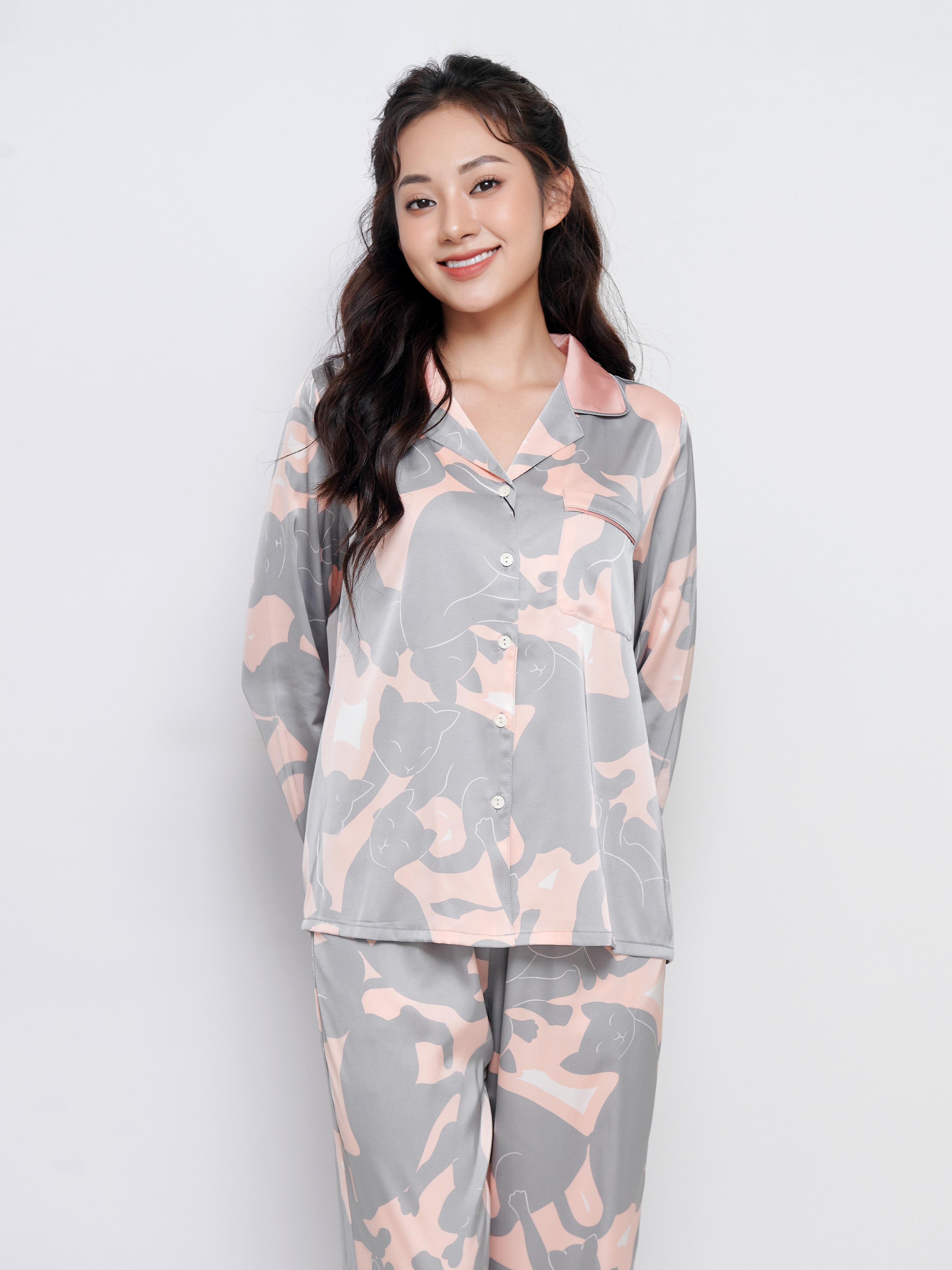 WINNY - Bộ Đồ Dài Suông Lụa Satin Nữ Mặc Nhà 1MNSA22558D