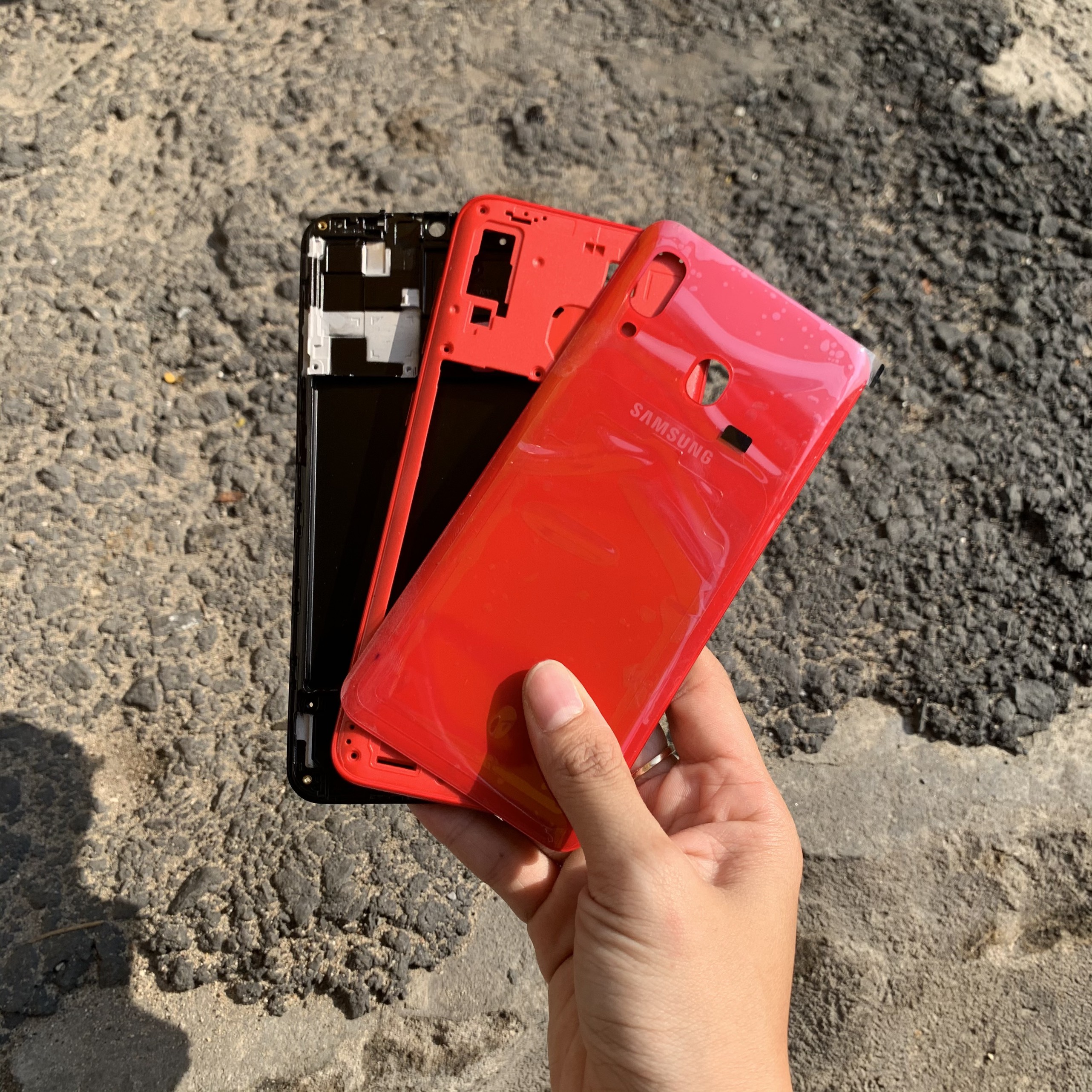 VỎ SƯỜN ĐIỆN THOẠI SAMSUNG GALAXY A20 ZIN ( Sườn , Lưng , Khai sim )