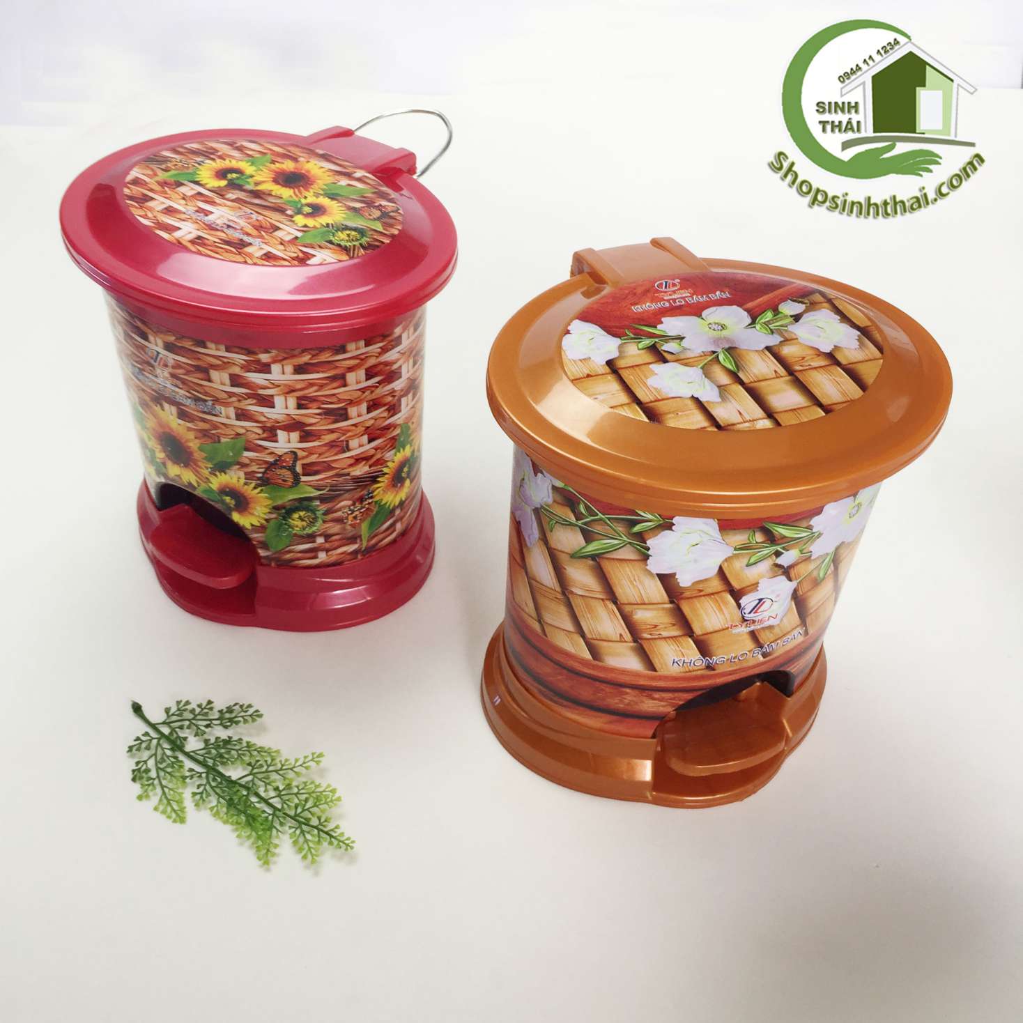 [HCM]Thùng đựng rác oval nhí có nắp đậy - 22cm