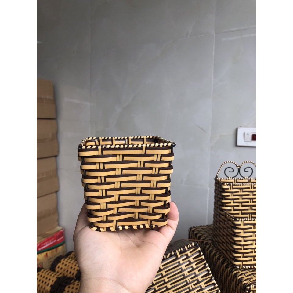 Giỏ Đựng Giấy Ăn Giả Mây Hình Vuông