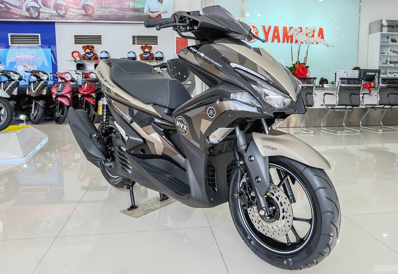 Tem trùm NVX nâu xám camo bản zin - Độ dán team trùm decal xe máy NVX nâu xám camo bản zin - Team trùm decal xe máy NVX rẻ đẹp và chất