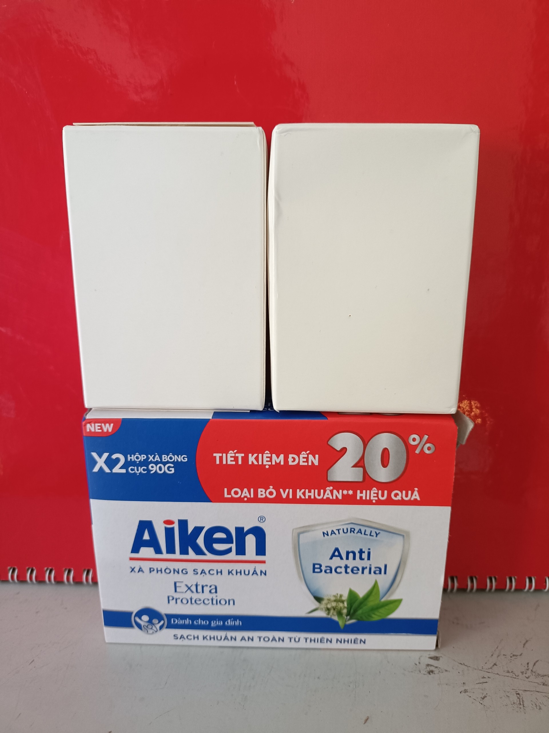 Hộp gồm 2 Xà bông cục Aiken 90g x 2