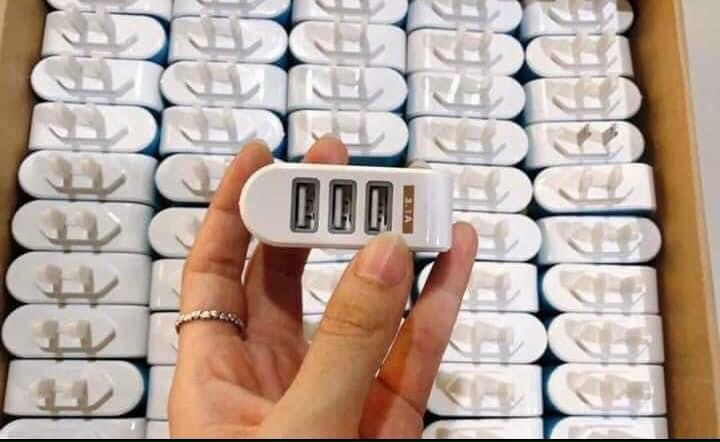 [HCM]Cục sac điện thoại 3 cổng USB