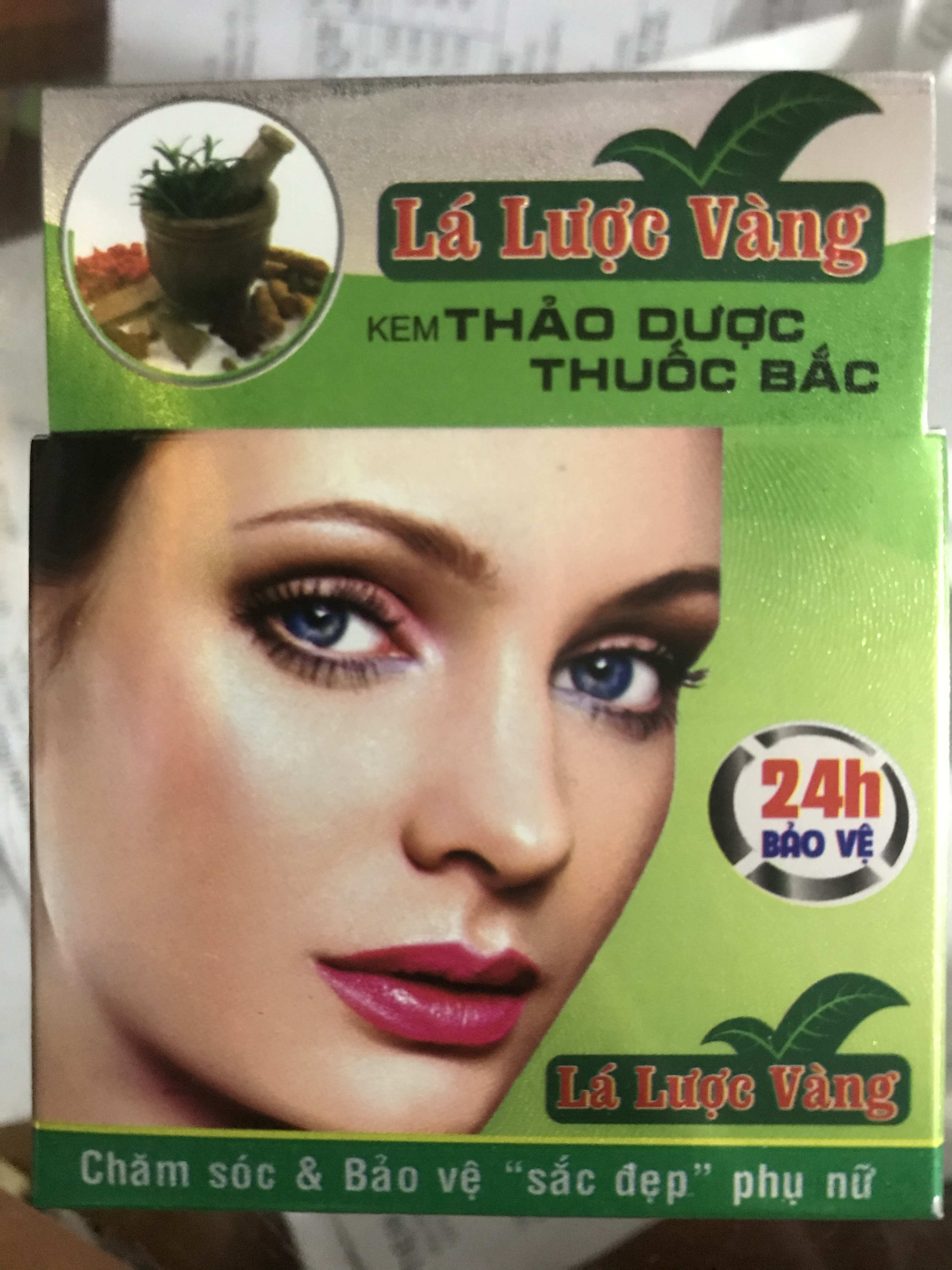 Kem Lá lược vàng mụn nám