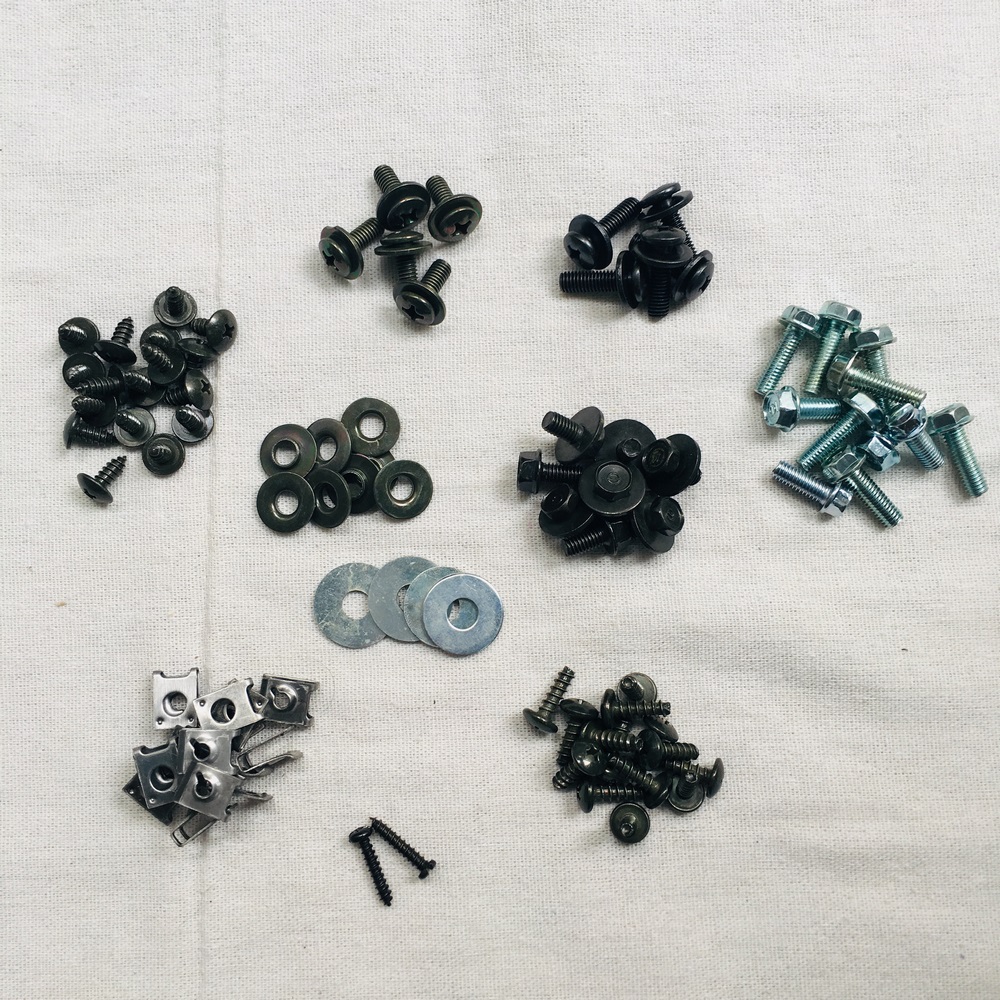 Bộ ốc dàn áo cho xe sirius trọn bộ chất lượng như ốc zin theo xe cao cấp