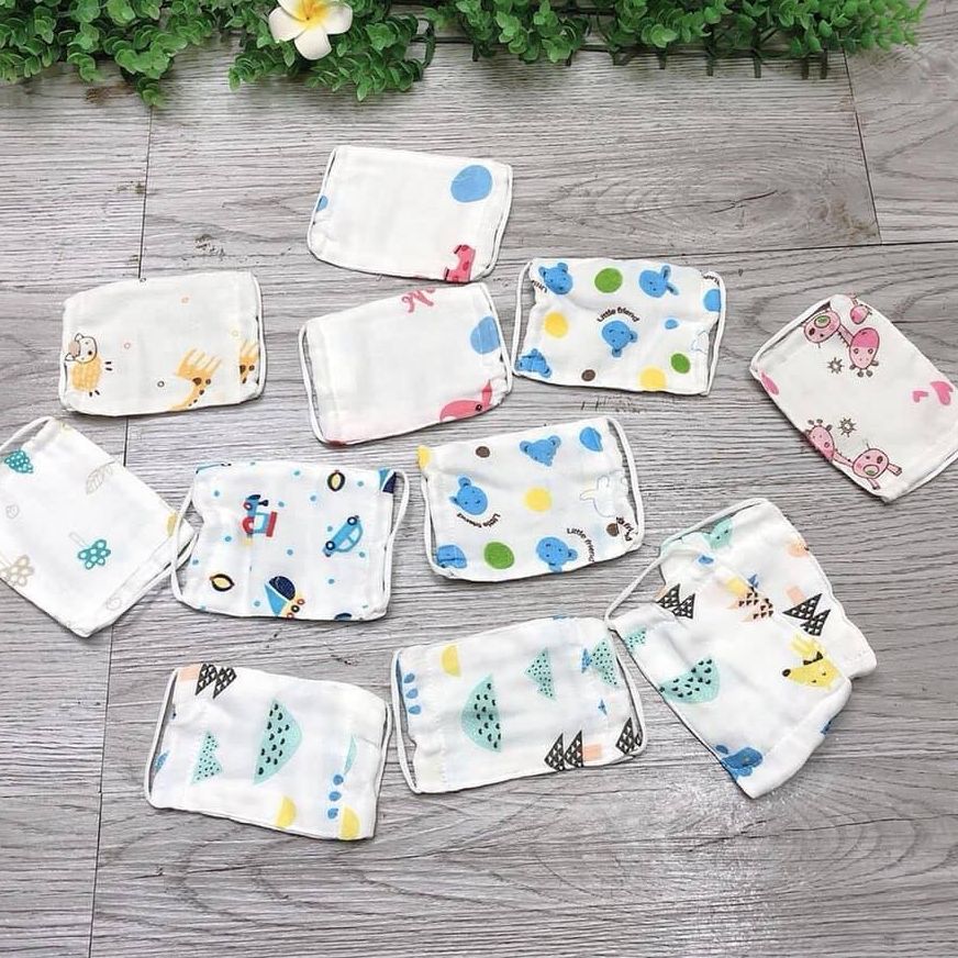 Set 2 khẩu trang xô xuất Nhật cho bé