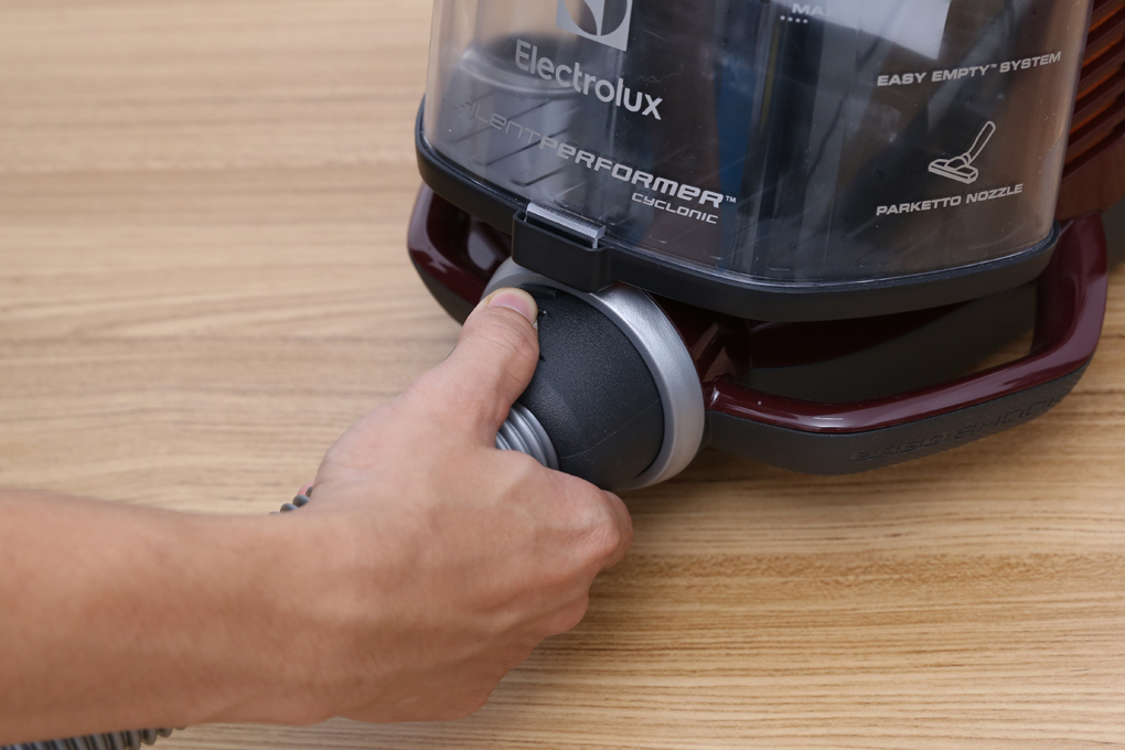 [HCM]Máy hút bụi Electrolux ZSP4303AF 1600W