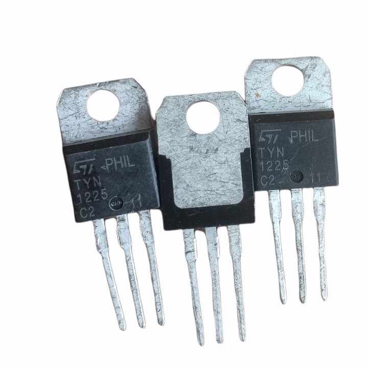 Tyn1225 scr 25a 1200v chân dài gần như mới