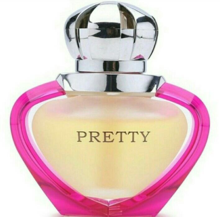 Nước hoa ô tô Pretty cài cửa gió