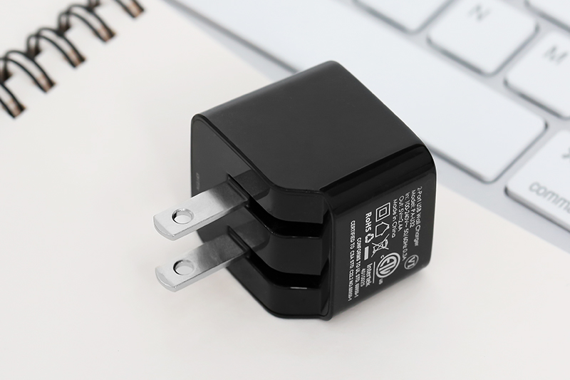 Adapter sạc 2 cổng USB 12W Aukey PA-U32