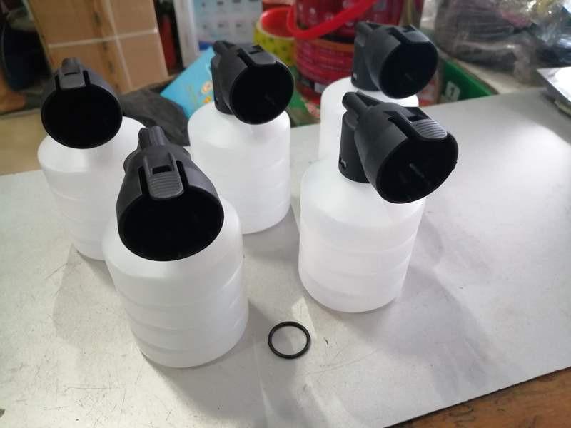 Bình bọt tuyết mini cho máy rửa xe gia đình
