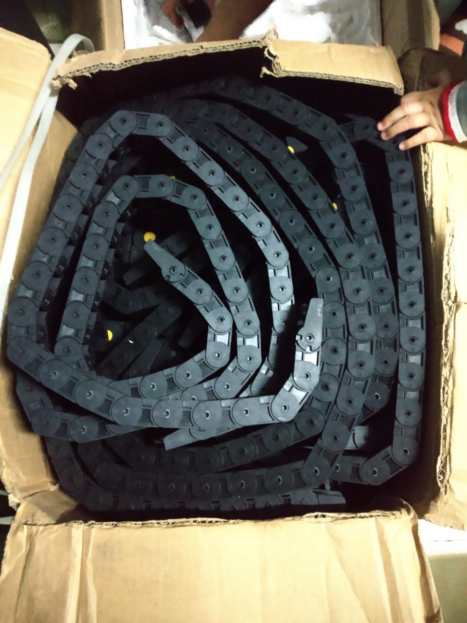 Máng xích điện 25 x 25