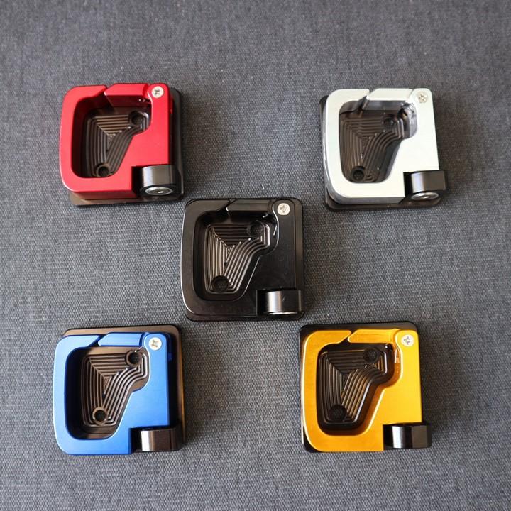 Móc treo máng đồ nhôm CNC cho xe HS (ĐỎ ĐẲNG CẤP)
