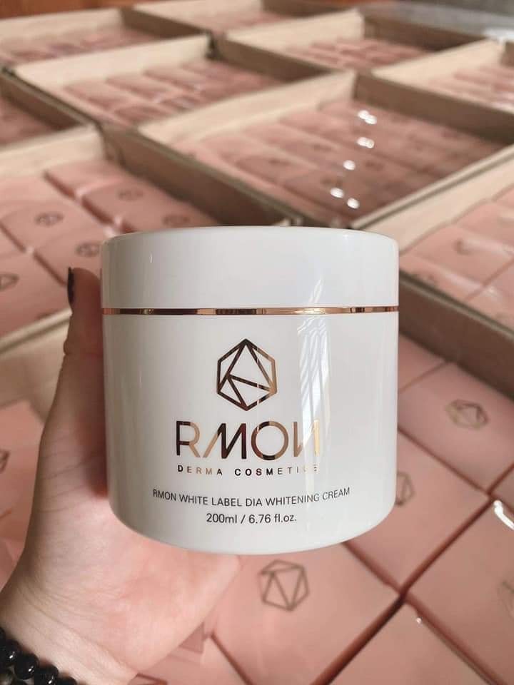 KEM BODY TẾ BÀO GỐC RMON SIÊU TRẮNG DA 200G NHẬP KHẨU  - KHÁNG NƯỚC, TRẮNG MỊN NGỌC NGÀ CHỈ SAU 2 TUẦN - 6199