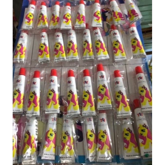 1 tuýp keo thổi bong bóng tuổi thơ