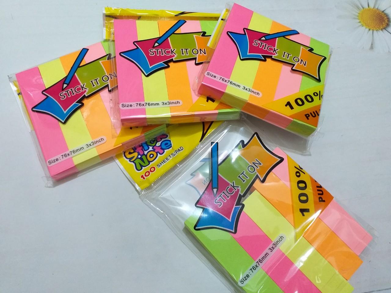 giấy nhớ , đánh dấu trang