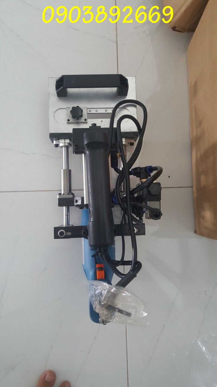 máy khoan chốt cam cầm tay