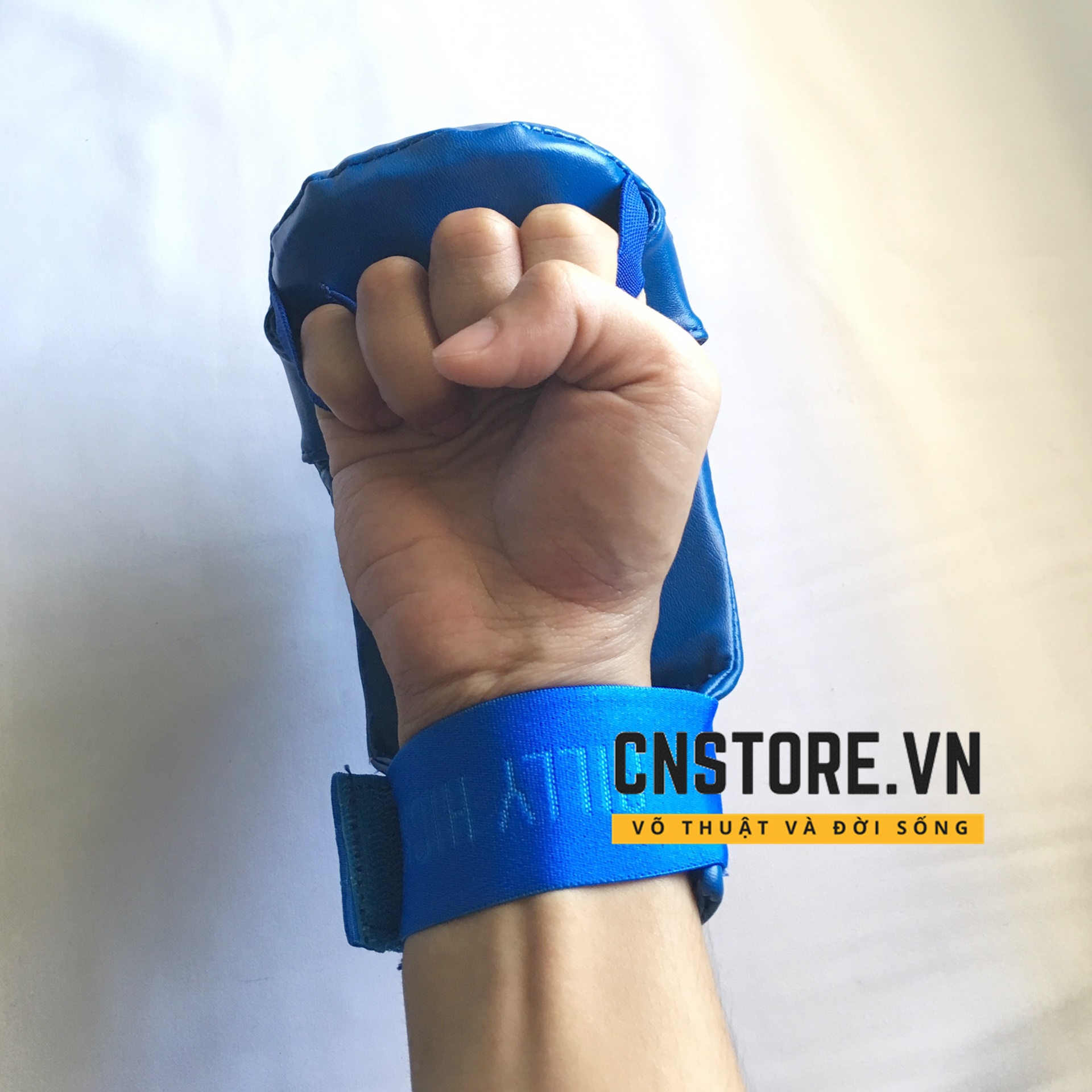 Găng Karate Giá Rẻ