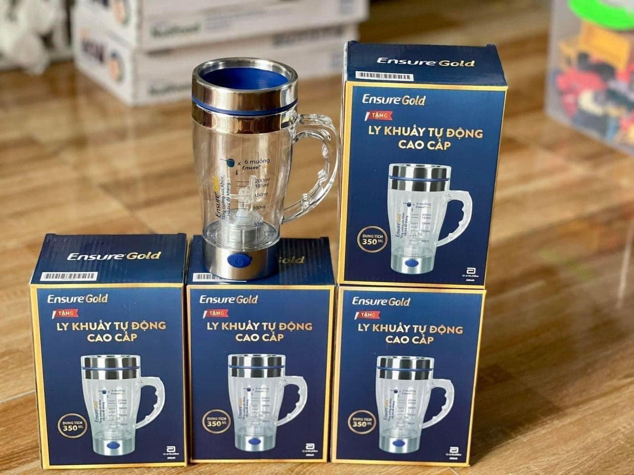 LY TỰ KHUẤY QUÀ TẶNG SỮA ENSURE