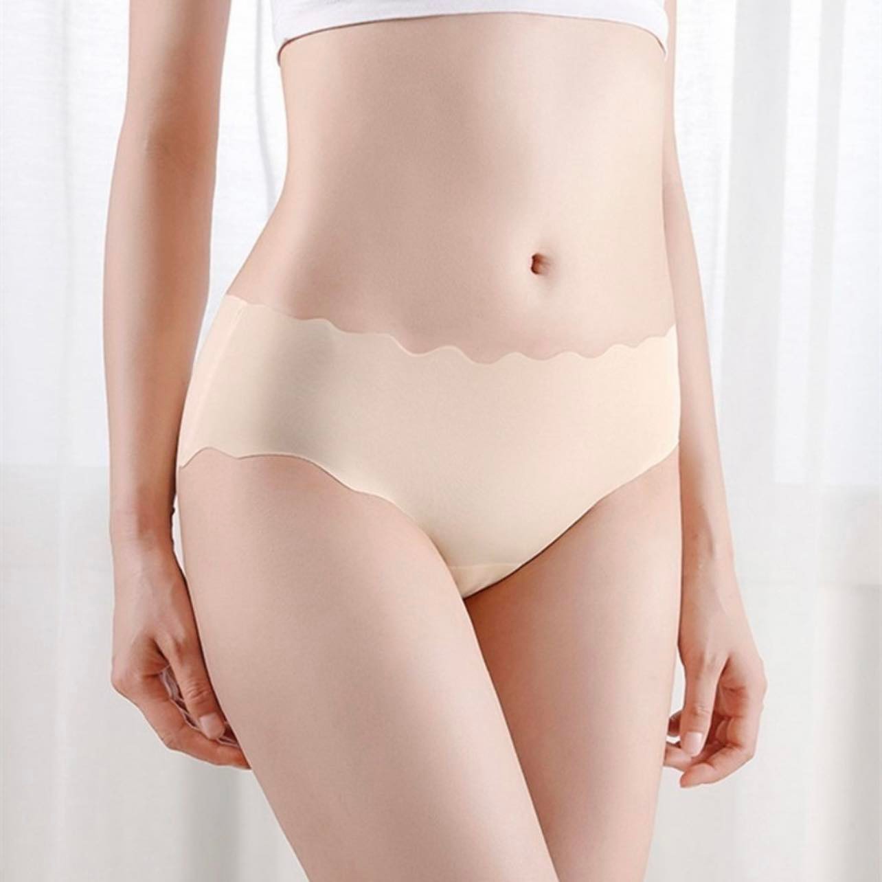 Quần lót nữ đúc su thun lạnh, không viền hình sóng C63