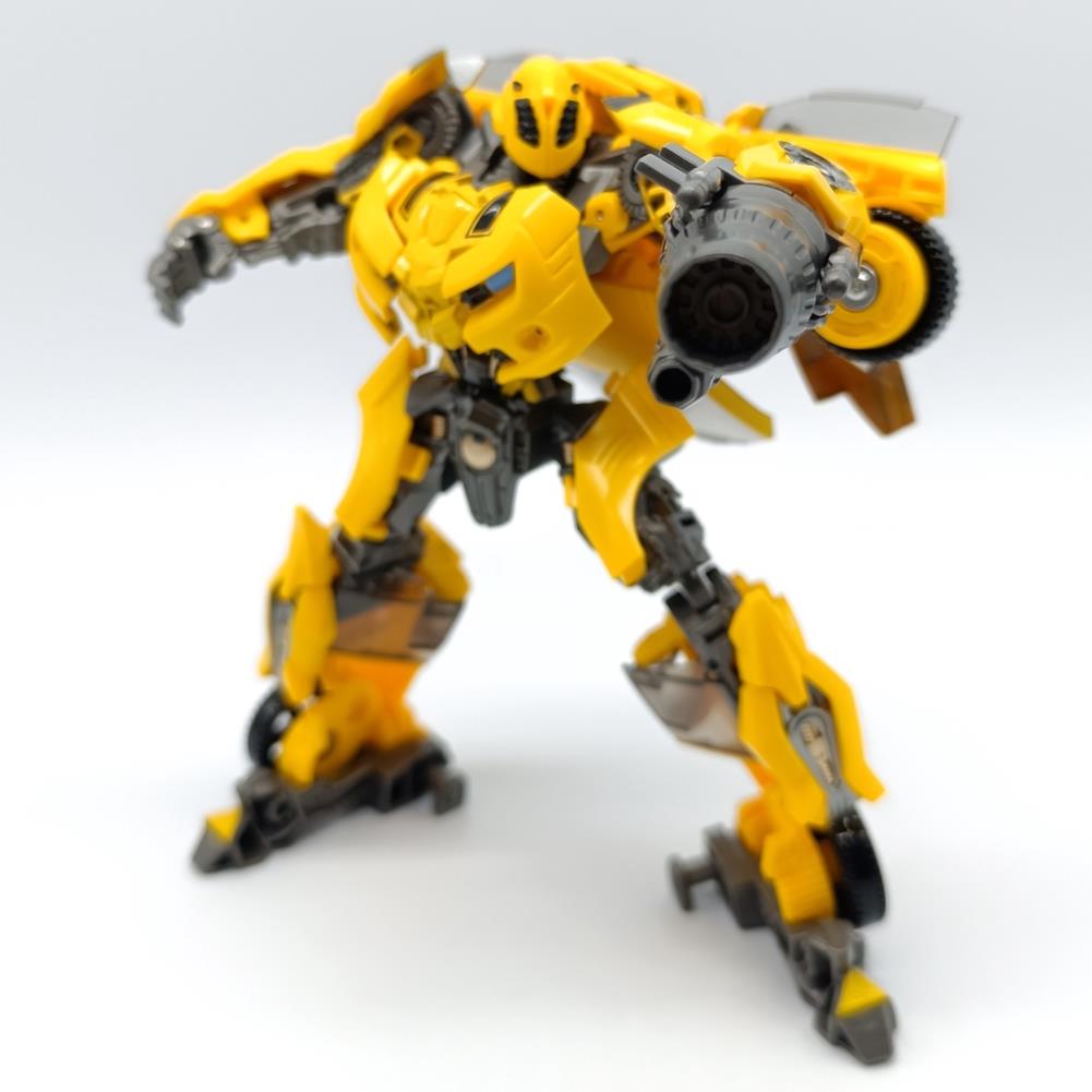 Mô hình Transformers TW1025 Bumblebee, TW1025B Black Bee SS49KO