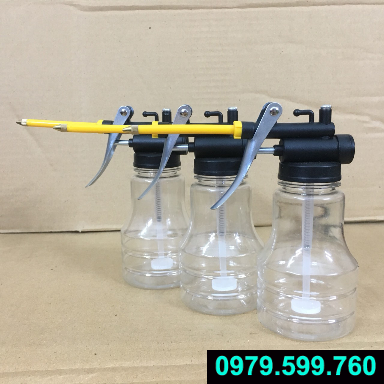 Bình châm nhớt, Bình châm dầu vòi cứng 300cc