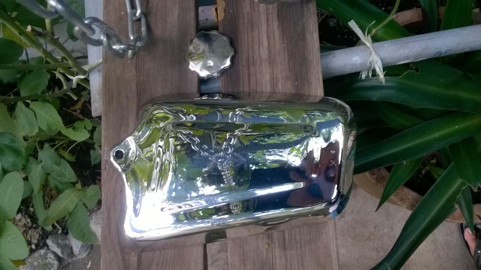 nắp cốp (học bình ) xe honda 67 bằng inox