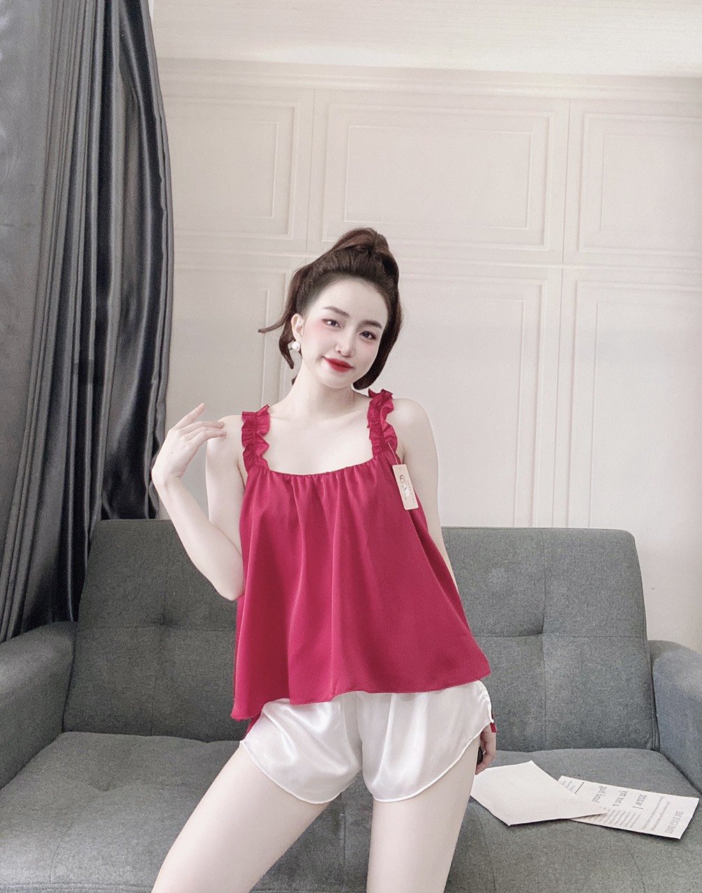 Đồ ngủ nữ sexy lụa satin 2 dây cao cấp D'LYDIA DN01