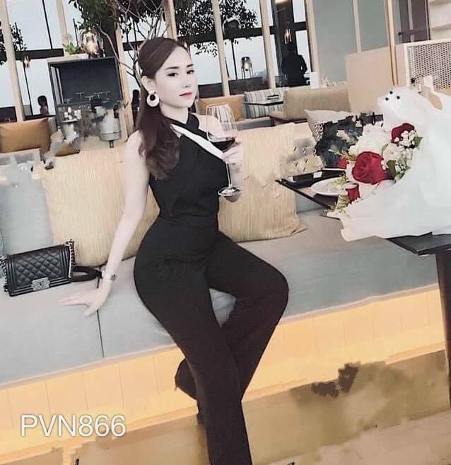 jumpsuit có mút cổ yếm-THH