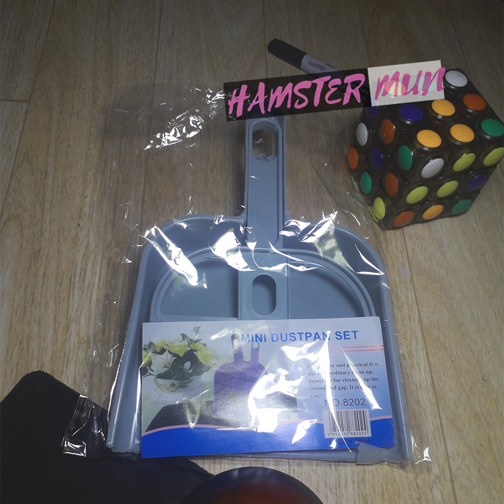 Dụng cụ hốt dọn vệ sinh chuồng cho hamster