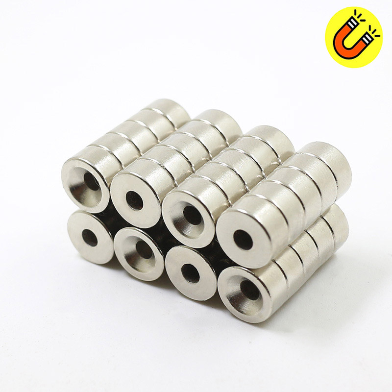 Nam châm đất hiếm 10x5 lỗ 4mm mạ niken lực từ n35