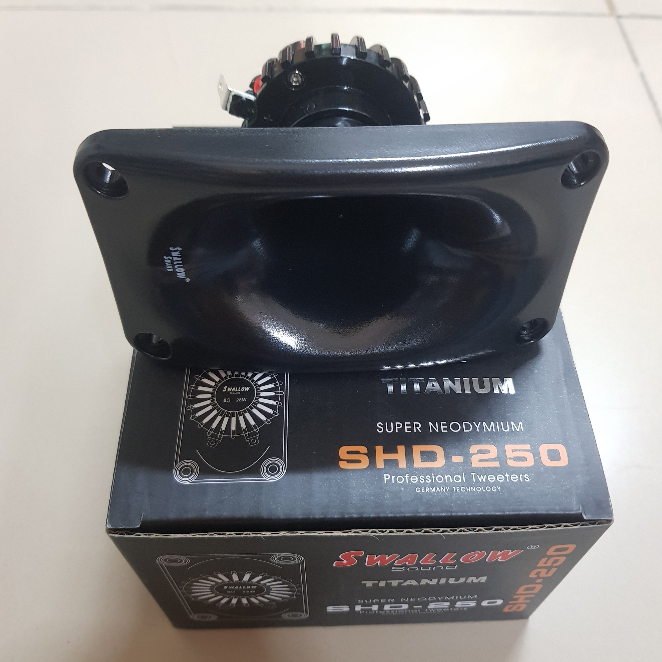 LOA SH 250 - LOA DẪN NHÀ YẾN
