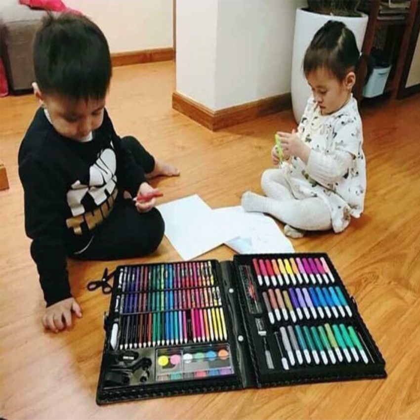 Bộ bút chì màu 150 món cho bé yêu