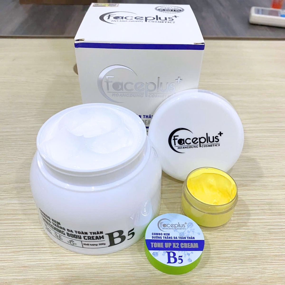 [Mẫu mới] Bộ COMBO (Kem Body + Dưỡng kích trắng) FacePlus+ 200g