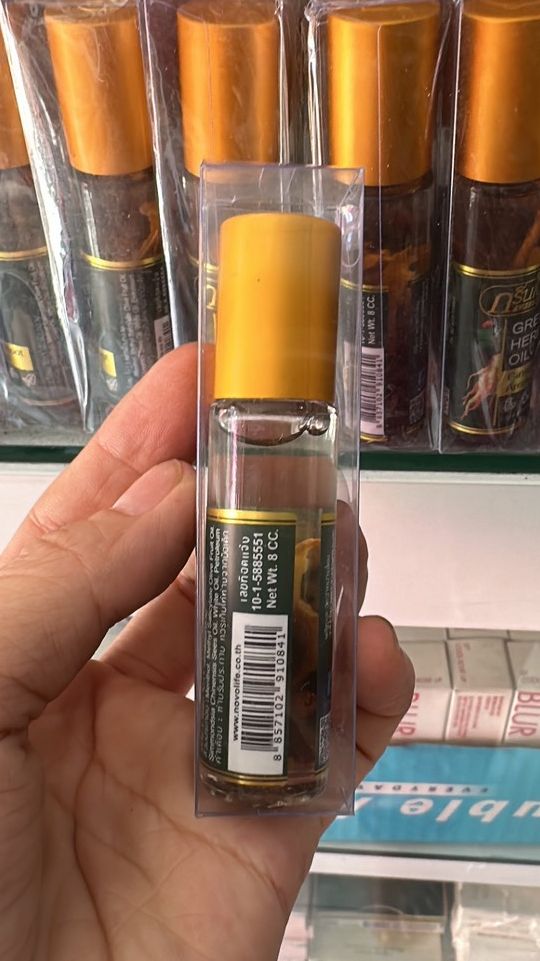 Dầu lăn tinh dầu nhân sâm Thái Lan