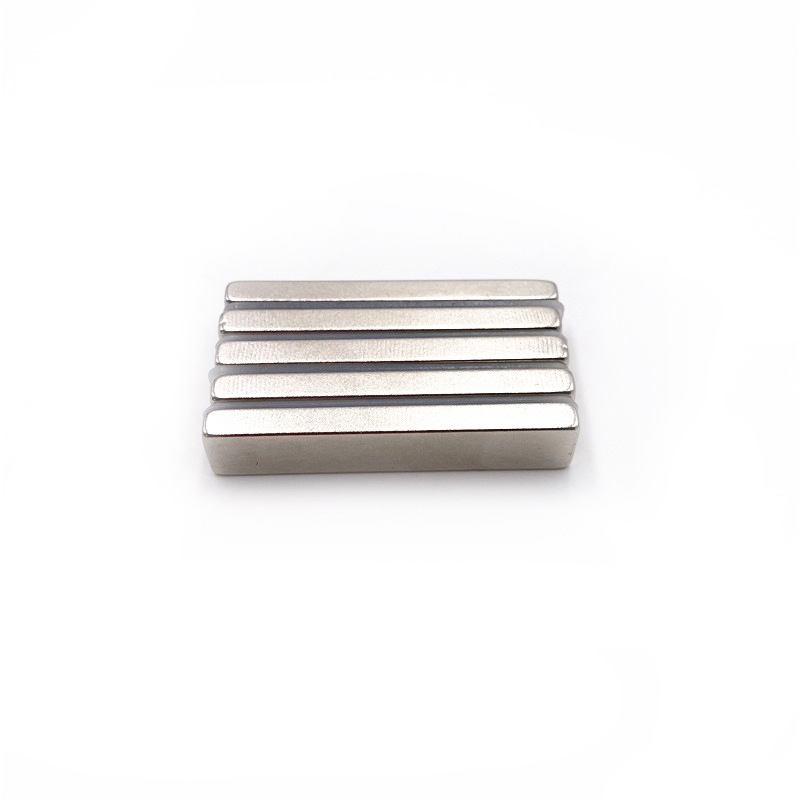 Nam châm đất hiếm 50x10x5mm hình chữ nhật