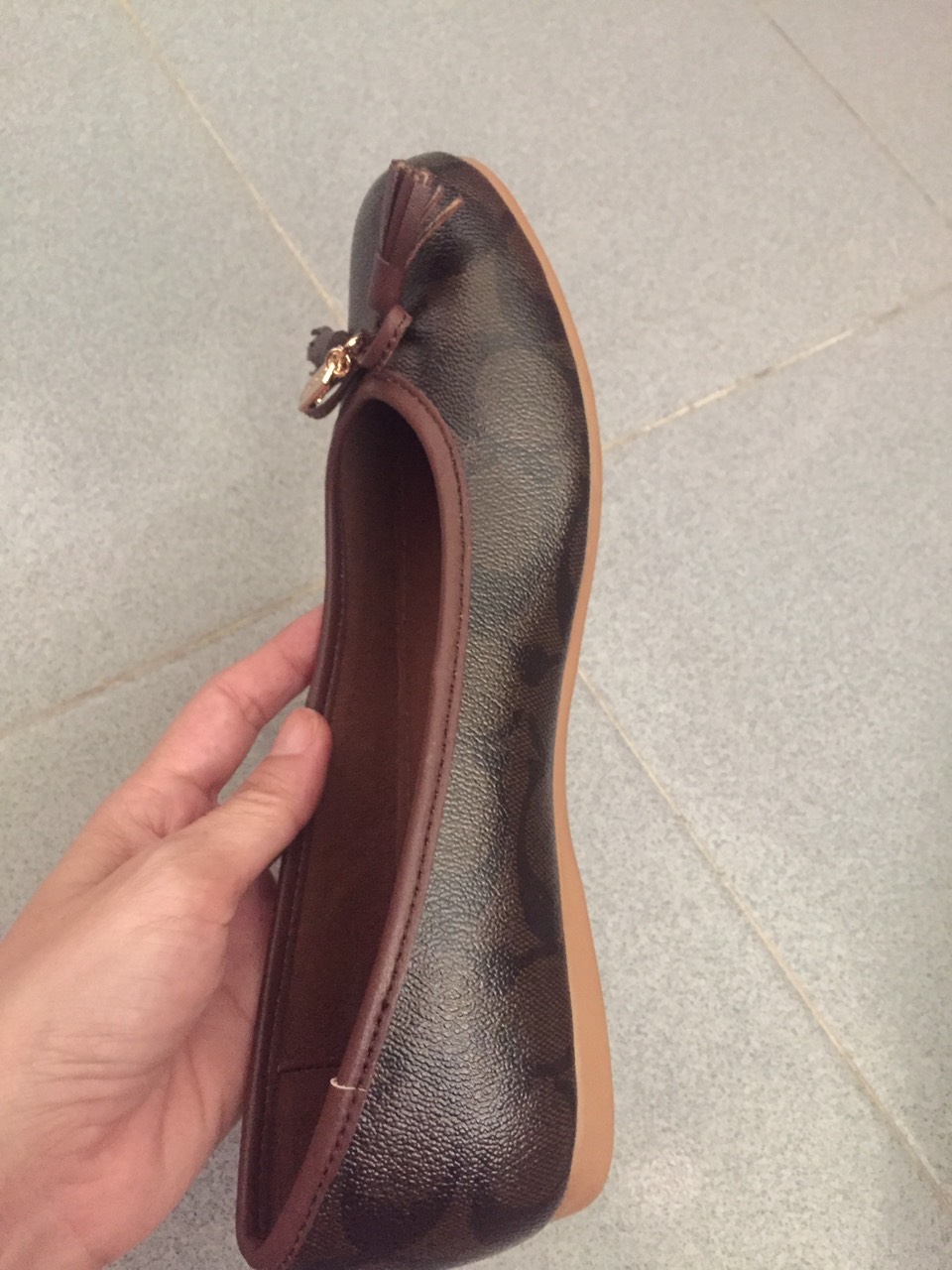 Giày Búp Bê Coach