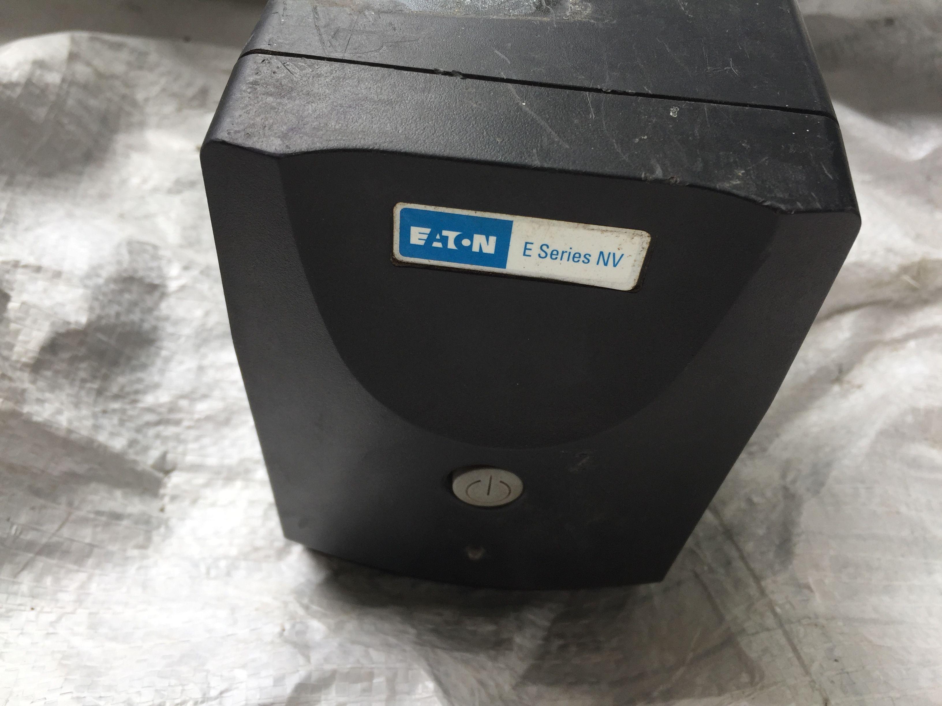Bộ lưu điện UPS EATON ENV600H HỆ 12V CHẠY LIÊN TỤC ĐẾN CẠN BÌNH