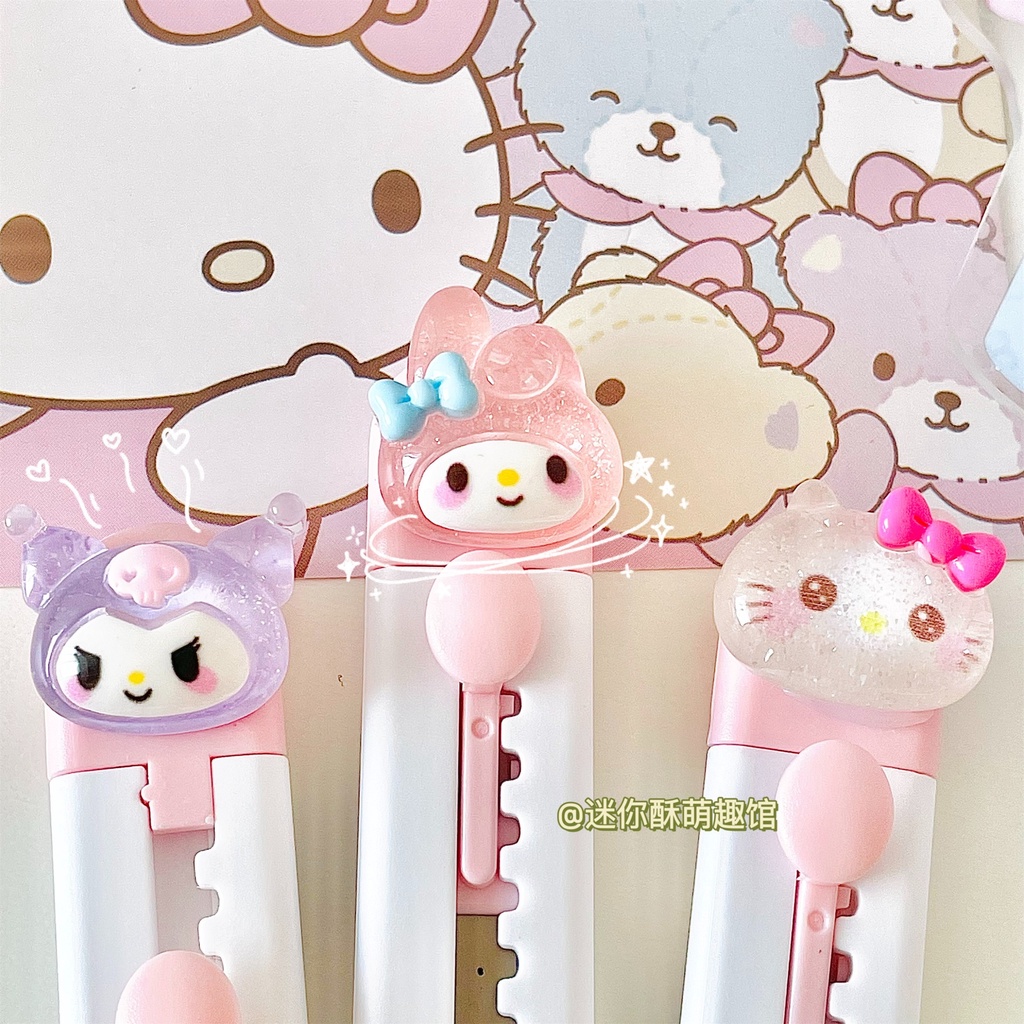 Rọc giấy mini kèm charm dễ thương